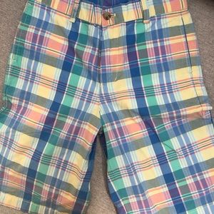 Boys Vineyard Vines plaid shorts